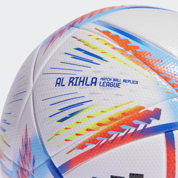 Al Rihla League voetbal in cadeaubox