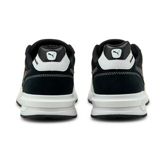 Graviton Pro sneakers